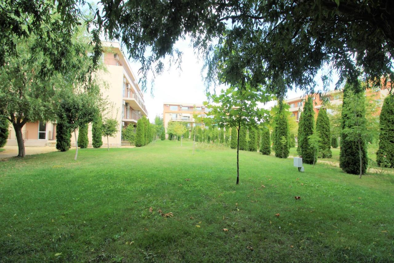 Holiday-Orchid Menada Apartments Slăntjev Brjag Exteriör bild