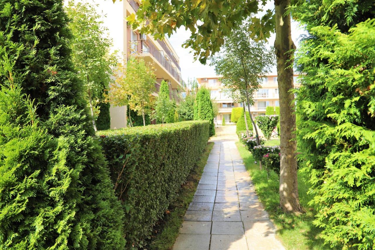 Holiday-Orchid Menada Apartments Slăntjev Brjag Exteriör bild