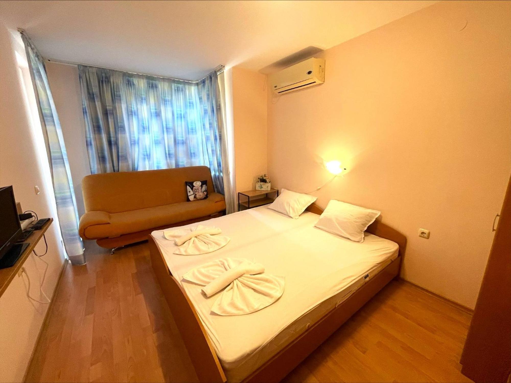 Holiday-Orchid Menada Apartments Slăntjev Brjag Rum bild